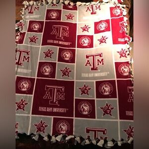 Texas A&M Throw Blanket